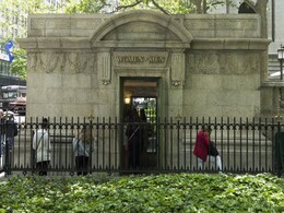 New York Luxury Loos Are A Hit After $254,000 Makeover New York Luxury Loos Are A Hit After $254,000 Makeover