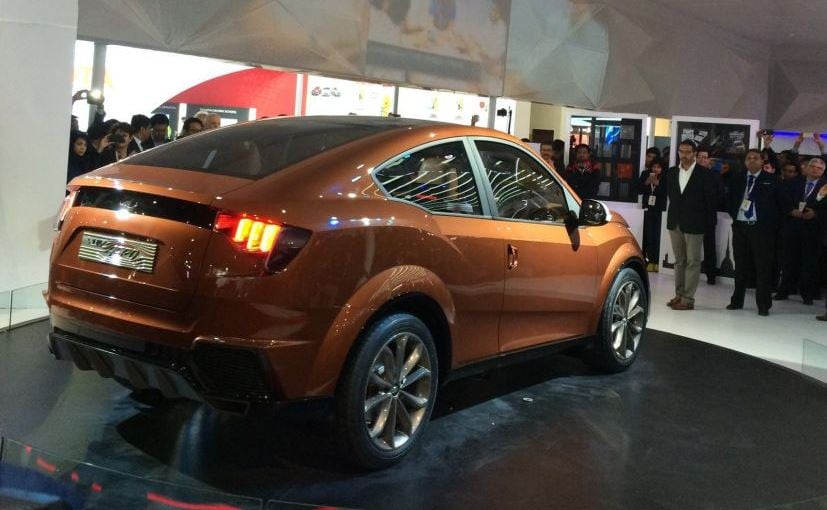 mahindra xuv aero coupe concept at the auto expo