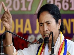 पश्चिम बंगाल में 7 में से 4 नगर निगमों पर ममता बनर्जी की टीएमसी का कब्जा, 3 पर बीजेपी अलायंस की भारी जीत पश्चिम बंगाल में 7 में से 4 नगर निगमों पर ममता बनर्जी की टीएमसी का कब्जा, 3 पर बीजेपी अलायंस की भारी जीत