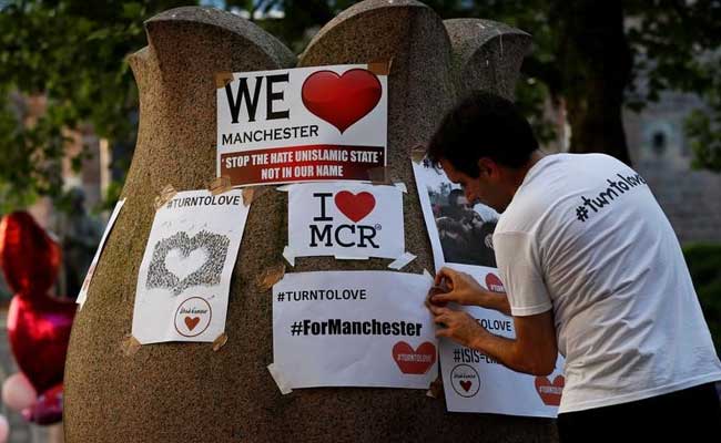 UK Police Make Fresh Arrest As Manchester Runners Defy Terror Threat