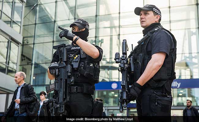 Police Arrest 19-Year-Old Over Manchester Attack