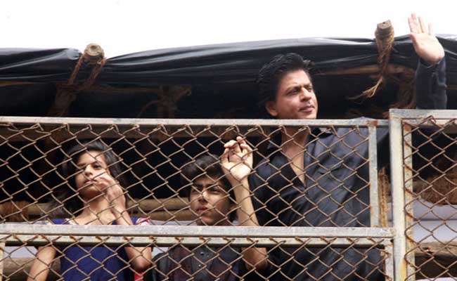 'Missing' Nashik Girls Traced Outside Shahrukh Khan's Bungalow 'Mannat'