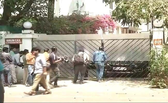 marlow peter mukerjea house raid