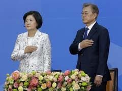 South Korea's Moon Jae-In Says He Is Willing To Go To North Korea At Swearing-In