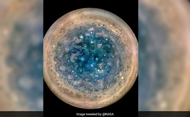 NASA's Juno Probe Finds Earth-Sized Storms Over Jupiter Poles