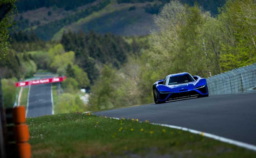 All-Electric NIO EP9 Beats Lamborghini Huracan Performante's Nurburgring Time