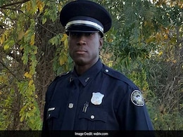 How A Police Officer Helped A Girl Stealing Shoes For Her Sister How A Police Officer Helped A Girl Stealing Shoes For Her Sister