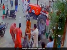 Pathankot Martyr's Brother And His Wife Thrashed On Road, Now In Hospital Pathankot Martyr's Brother And His Wife Thrashed On Road, Now In Hospital