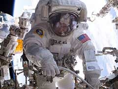 US Spacewalkers Overcome Glitch On 200th Station Outing