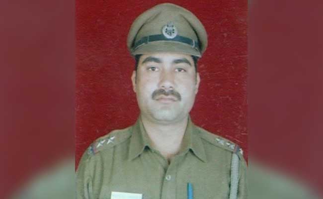 दिल्‍ली पुलिस के इंस्पेक्टर की खुदकुशी को लेकर आईपीएस के खिलाफ शिकायत, सीबीआई जांच की मांग