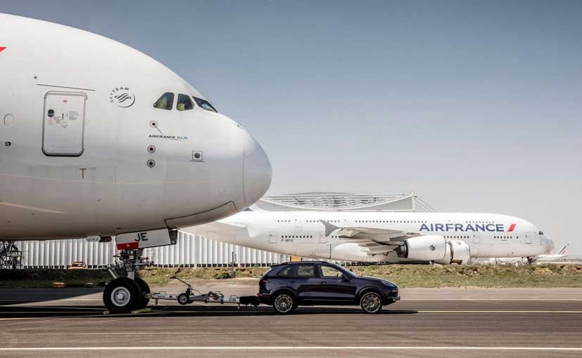 The Volkswagen Touareg V10 TDI towied the Boeing 747 about a decade ago creating a record, and in 2013 Nissan brought out the Patrol to pull a 170 ton cargo plane. Now, the VW group wants to set another benchmark and this is the reason why it took a completely standard Porsche Cayenne S Diesel and attached it to the Airbus 380.