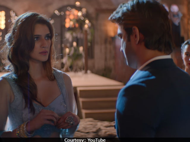 <i>Raabta</i> Song <i>Lambiyaan Si Judaiyaan</i>: Kriti Sanon, Sushant Singh Rajput And Their Story Of Heartbreak