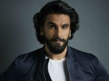 What Happens When Ranveer Singh Transforms Into His <I>Padmavati</i> Character On Set