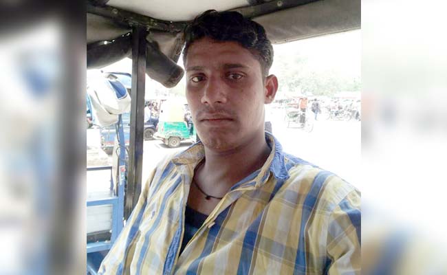 दिल्‍ली में ई रिक्‍शा चालक रवींद्र की हत्‍या के मामले में 2 गिरफ्तार, इनमें से एक नाबालिग