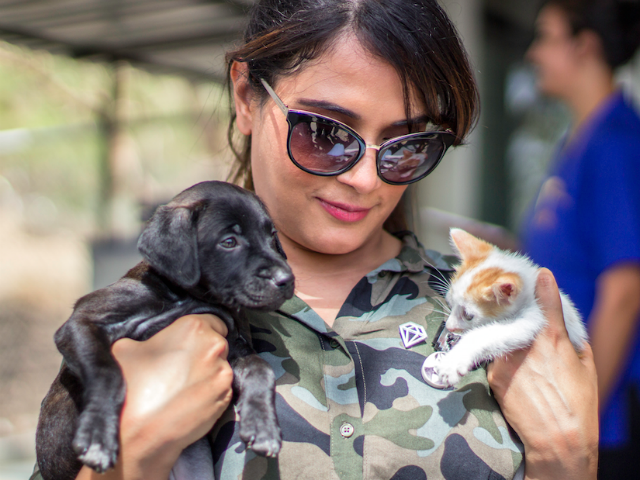 Richa Chadha, Animal Lover, Had The Best Monday Ever