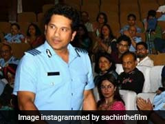 सचिन तेंदुलकर ने किया सेना का धन्यवाद, जवानों के लिए रखी फिल्म की स्क्रीनिंग