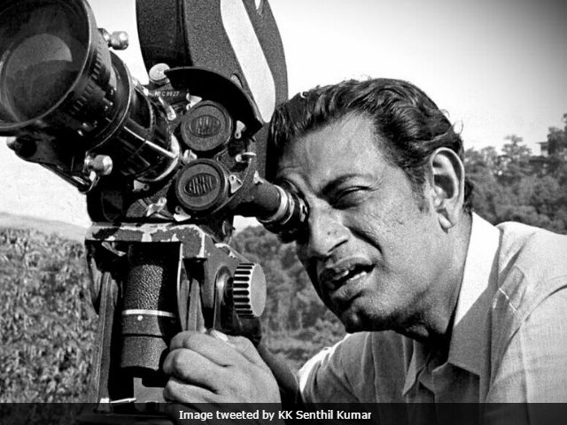 On Satyajit Ray's Birth Anniversary, 7 Things You Didn't Know About The Apu Trilogy