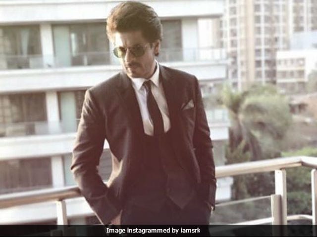 On 57th birthday, Shah Rukh Khan greets fans with his 'signature pose' -  Articles