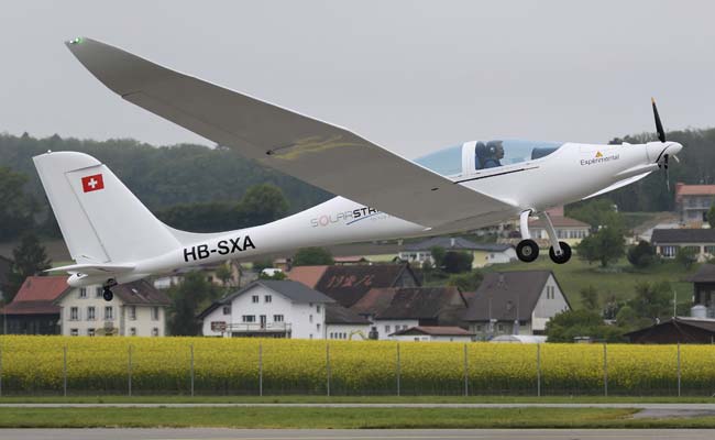 Swiss Pilot Surpasses Solar-Powered Plane Altitude Record