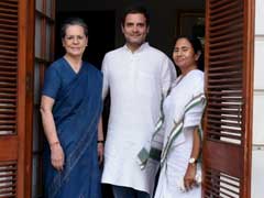 Sonia Gandhi, Mamata Banerjee 'Bonhomie' Puts Bengal Congress In A Tight Spot
