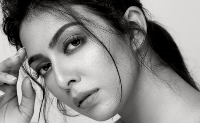 Drunk Actor At Wheels Killed Kolkata Model? Locals Demand Justice