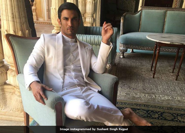 Sushant Singh Rajput's <i>Chanda Mama</i> Space Suit Courtesy <i>The Martian</i> Designer
