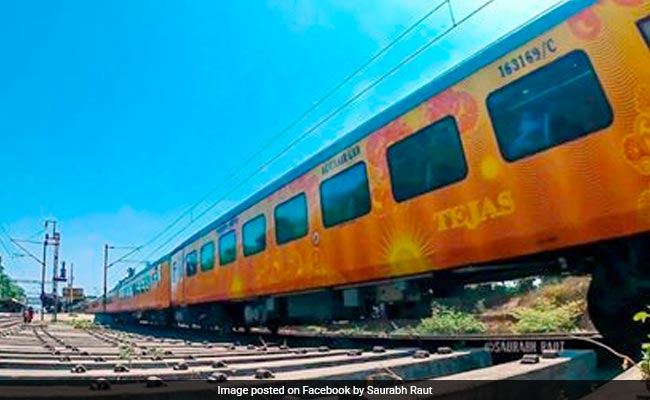 Tejas Express, 'Aeroplane On Tracks', Makes First Trip Today: 10 Points