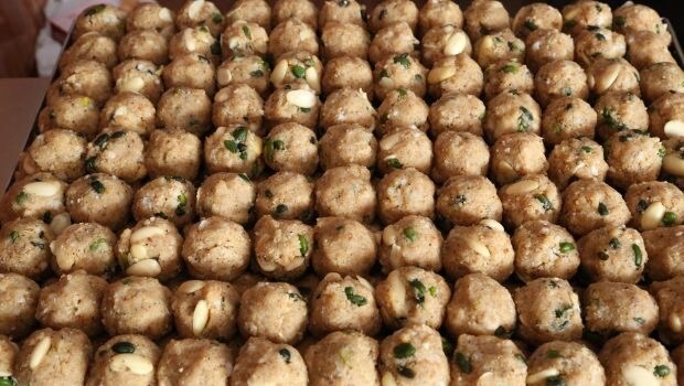 Thaggu Ke Laddu: पीएम मोदी ने भाषण में किया कानपुर के 'ठग्गू के लड्डू' का जिक्र Thaggu Ke Laddu: पीएम मोदी ने भाषण में किया कानपुर के 'ठग्गू के लड्डू' का जिक्र