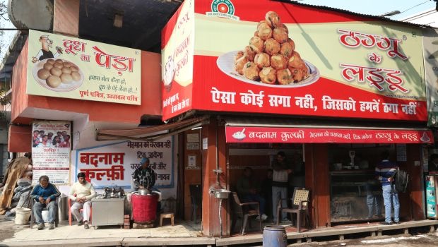 Thaggu Ke Ladoo: This Sweet Shop in Kanpur Has Been 'Cheating' its Customers, But Why?
