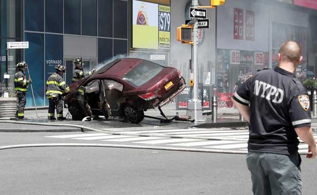 Car Rams Pedestrians In New York's Times Square, Kills 1, Injures Others