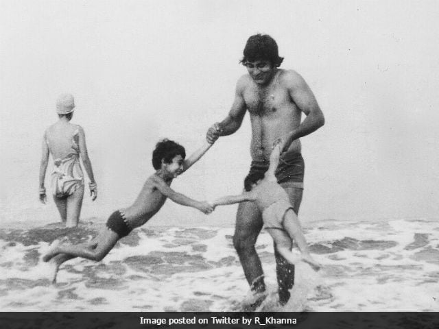 Vinod Khanna, We'll Never Forget You. Son Rahul Posts Another Pic