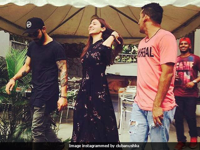 Viral: Anushka Sharma, Virat Kohli's Lunch Date Pics From Bengaluru