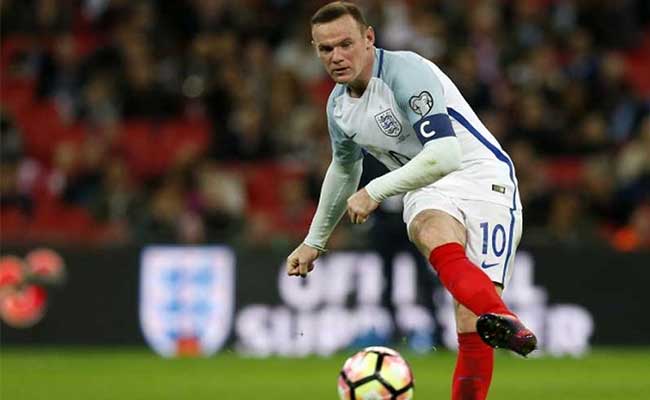 नशे में ड्राइविंग के दोषी फुटबॉलर वेन रूनी दो साल तक नहीं चला सकेंगे वाहन