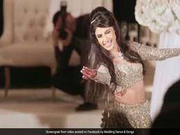 A Million Views For This Bride's Bollywood Dance Performance A Million Views For This Bride's Bollywood Dance Performance