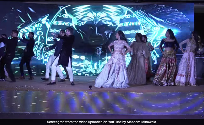 This Dance Off Between The Ladke-Walas And Ladki-Walas Is Wedding Goals