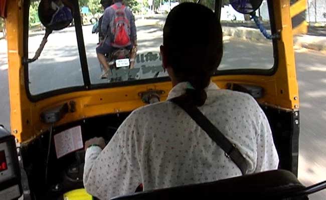 'Feel Like Beggar Without Money': Auto-Drivers Face Financial Crisis Amid Lockdown