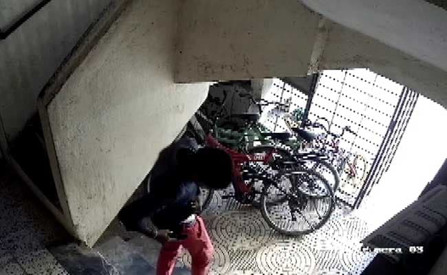 13 साल का शातिर चोर! पकड़े जाने पर गूंगा-बहरा होने का बहाना कर बच निकलता था