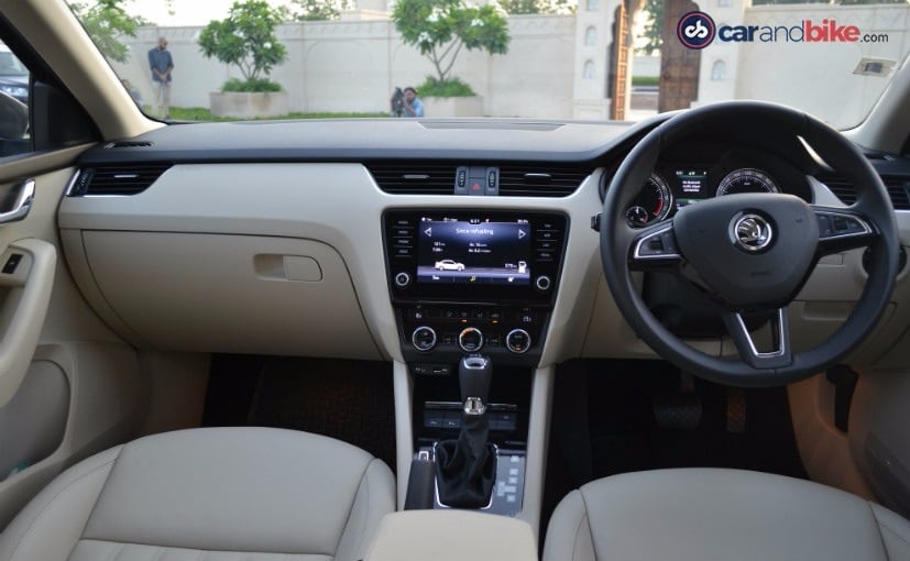 2017 skoda octavia facelift dashboard