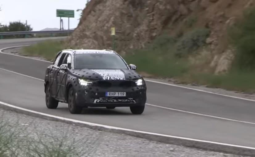 2018 volvo xc40 spy shot