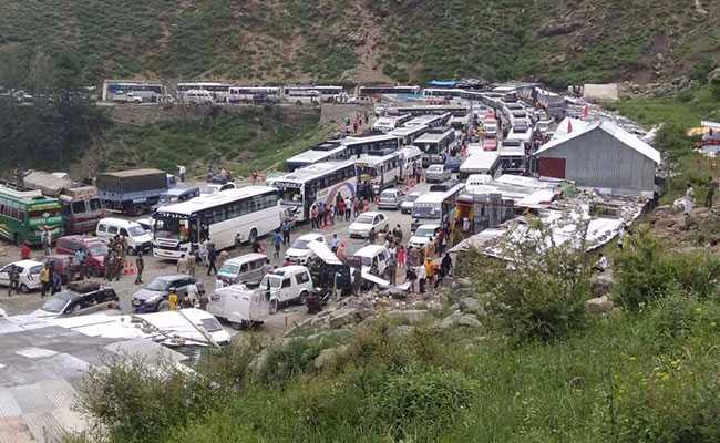 आतंक पर भारी आस्था : अमरनाथ यात्रियों की संख्या पिछले साल के मुकाबले ज्यादा