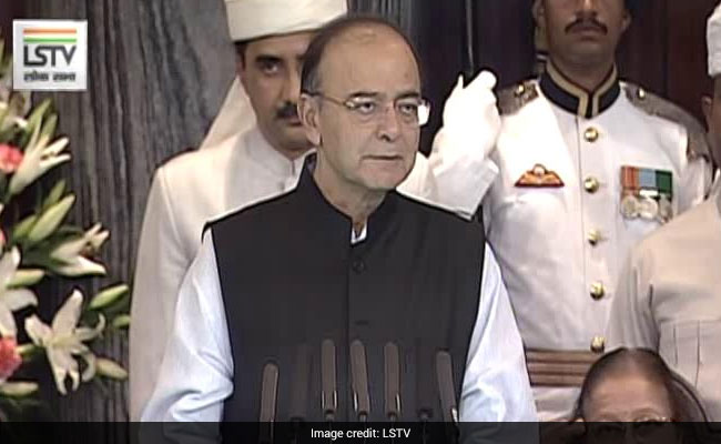 GST का मेगा लॉन्च : अरुण जेटली ने कहा - आम आदमी पर टैक्स का बोझ कम होगा