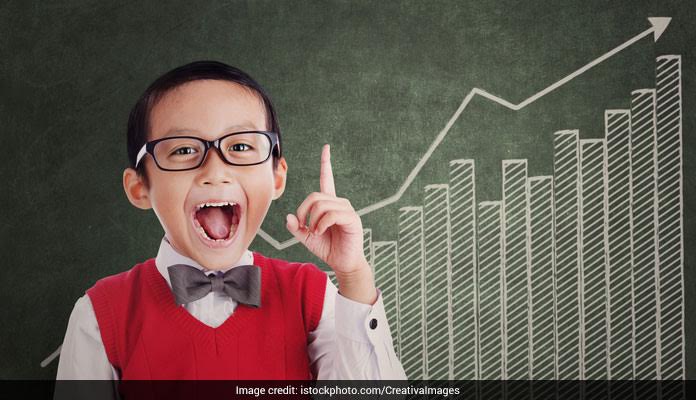 Being A Father At an Old Age Can Be Advantageous