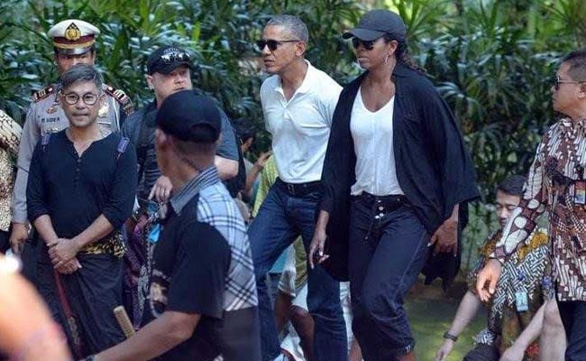 Yes He Can: 'Clever Boy' Barack Obama Returns To Indonesia For Family Vacation