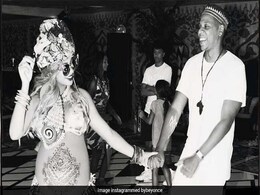 दुनिया की दूसरी सबसे अमीर सेलिब्रिटी बियोन्से दूसरी बार बनीं मां, दिया जुड़वां बच्चों को जन्म दुनिया की दूसरी सबसे अमीर सेलिब्रिटी बियोन्से दूसरी बार बनीं मां, दिया जुड़वां बच्चों को जन्म