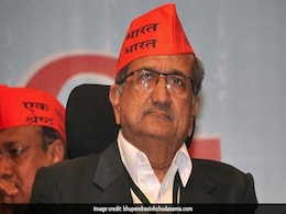 गुजरात : तांत्रिकों के कार्यक्रम में मंत्रियों के शिरकत करने से विवाद, विपक्ष के निशाने पर सरकार गुजरात : तांत्रिकों के कार्यक्रम में मंत्रियों के शिरकत करने से विवाद, विपक्ष के निशाने पर सरकार