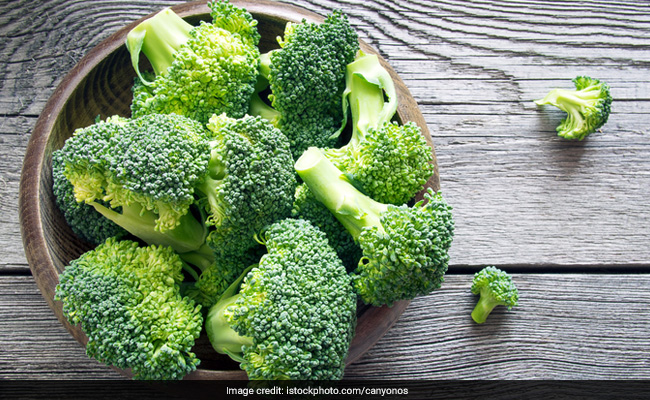 Eating Fibrous Vegetables Like Broccoli Regularly May Ward off Gut Problems: Study