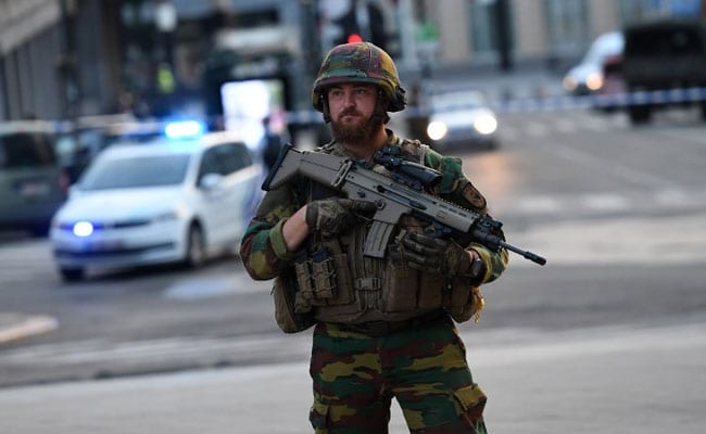 Brussels Cops Shoot At Car As Driver Claims He Has Explosives