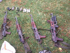 झारखंड में मुठभेड़ में चार नक्सली ढेर, हथियार और विस्फोटक बरामद