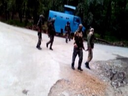 6 Terror Attacks In 24 Hours In Kashmir, Several Security Personnel Injured 6 Terror Attacks In 24 Hours In Kashmir, Several Security Personnel Injured