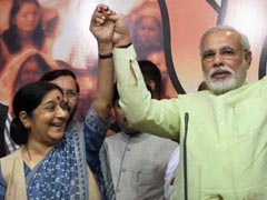 ट्विटर पर गुहार करने वाले भारतीयों की रात 2 बजे भी मदद करती हैं सुषमा स्वराज : प्रधानमंत्री नरेंद्र मोदी